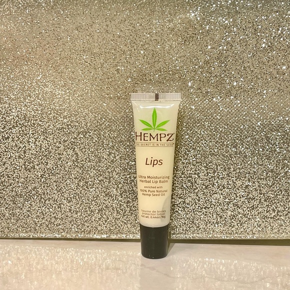 Makeup 5 For 25 Item Hempz Lips Ultra Moisturizing Herbal Lip Balm